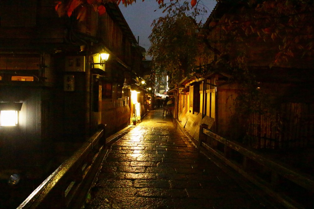 Gion Shirakawa Night